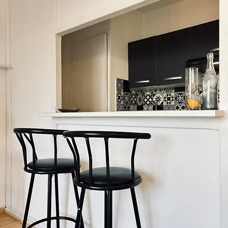 Daire Bruyant Proche Centre, Terrasse Et Parking Reims