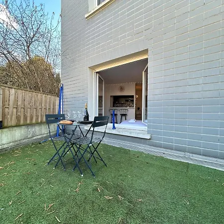 Daire Bruyant Proche Centre, Terrasse Et Parking